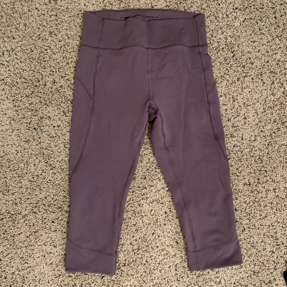 Lululemon “In The Movement” crop - 19”